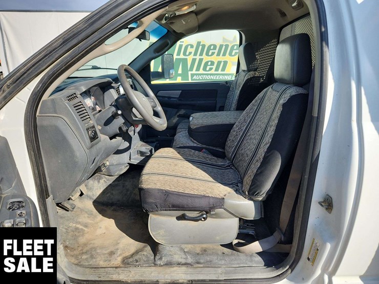 2009-dodge-ram-5500-image-18