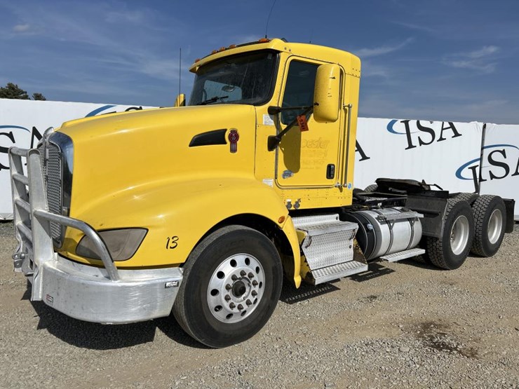 2012-kenworth-t660-image-1