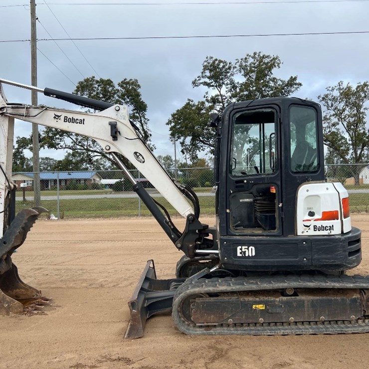 2019 BOBCAT E50