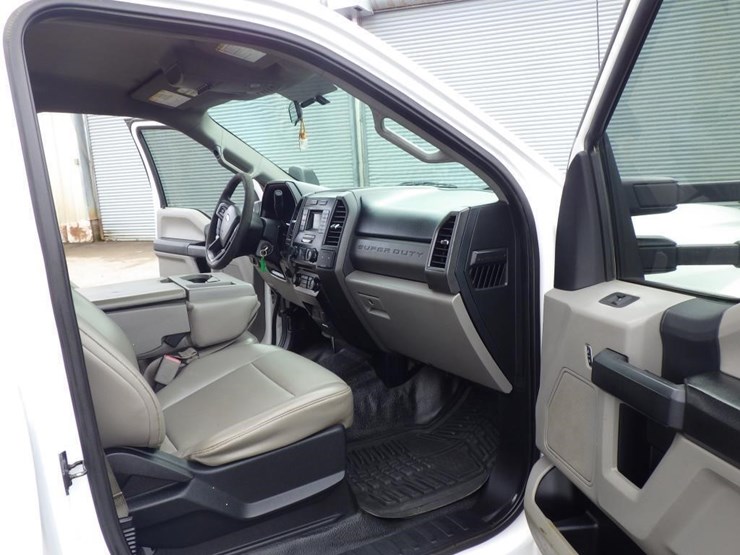 ford-f450-image-7