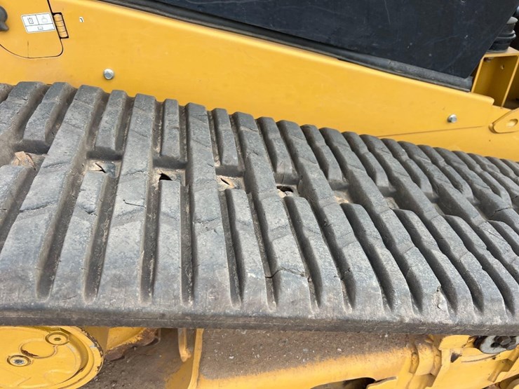 2024-caterpillar-289d3-image-17