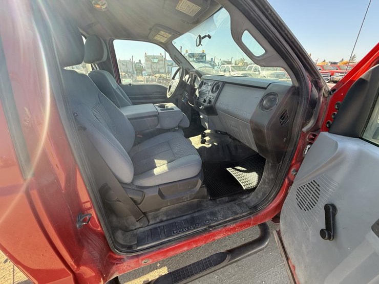 2011-ford-f450-xl-image-54