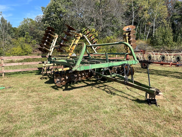 #1671-•-john-deere-23'-disc-image-2
