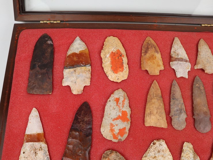 #69-•-#4175-•-(20)-framed-repaired-native-american-artifacts-image-3
