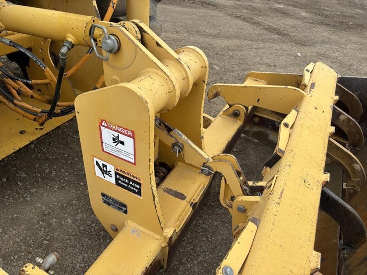 2012-deere-210lj-image-20