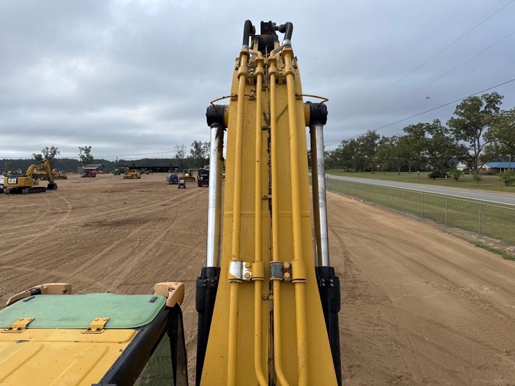 2008-caterpillar-330dl-image-30