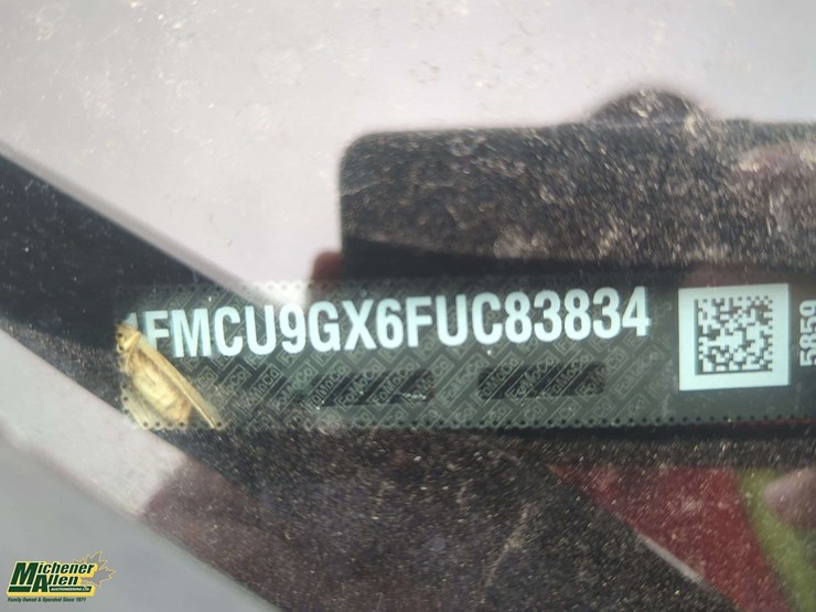 2015-ford-escape-se-image-5