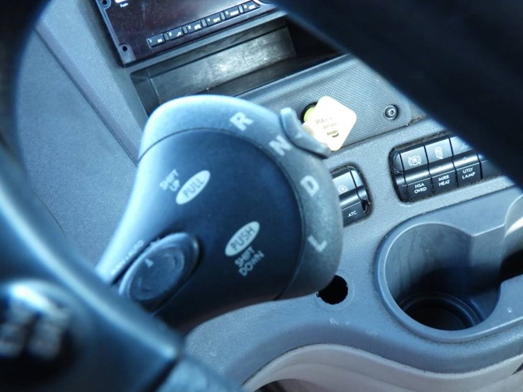 2018-freightliner-cascadia-125-image-10