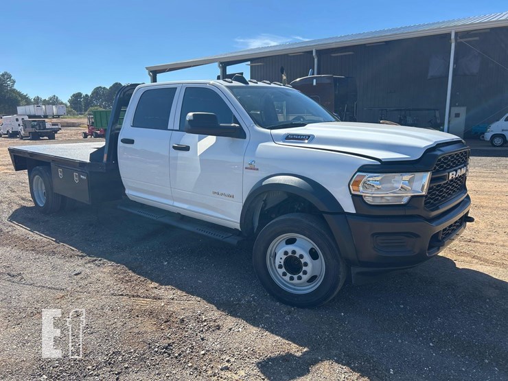 2022-ram-5500-hd-image-2