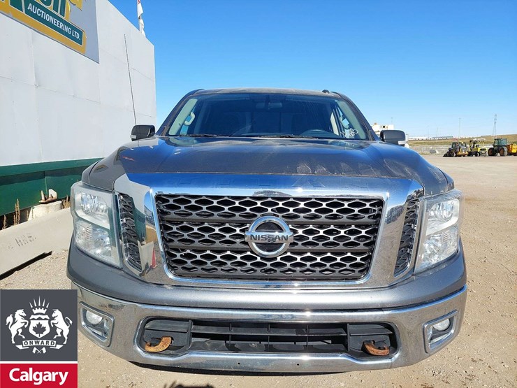 2018-nissan-titan-image-8