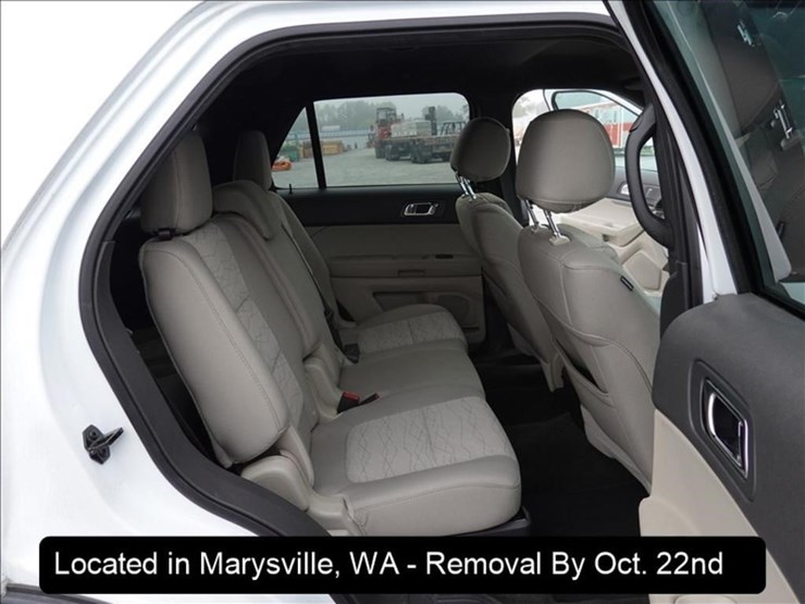 2014-ford-explorer-image-25