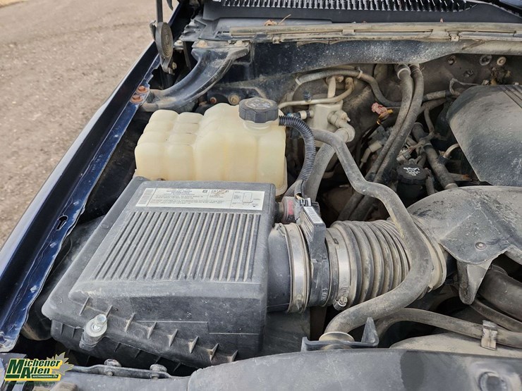 2006-gmc-sierra-2500hd-image-24