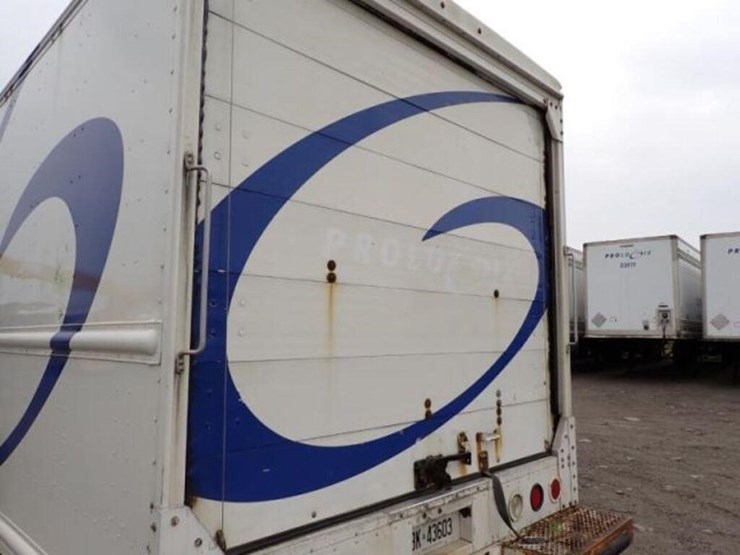 2015-freightliner-mt55-image-44