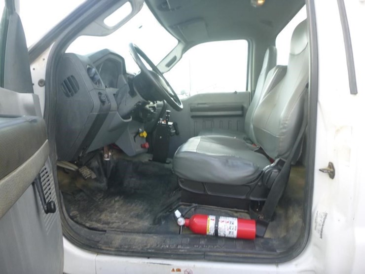 2015-ford-f750-image-13