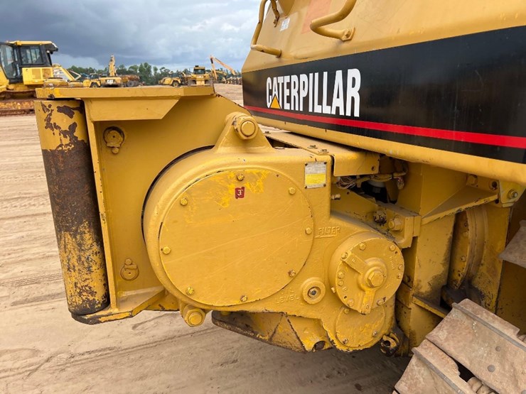 caterpillar-d5n-xl-image-24