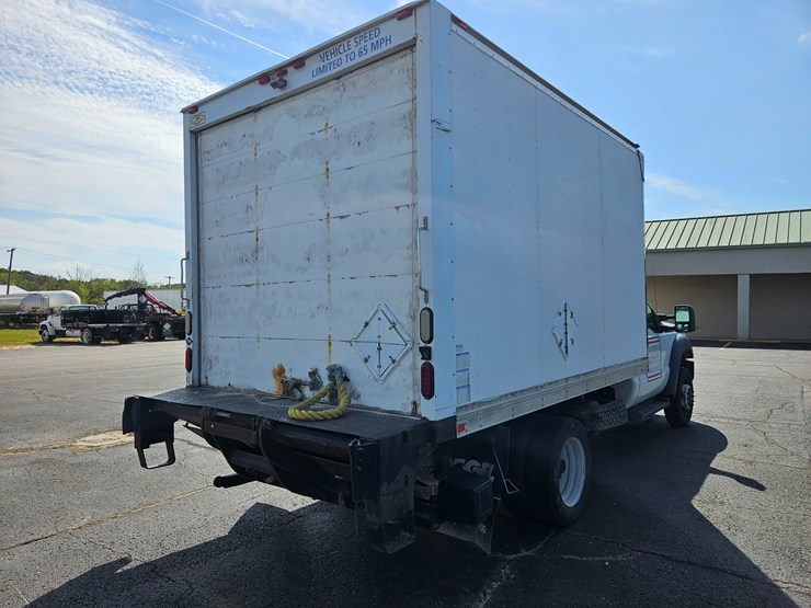 2015-ford-f450-image-16