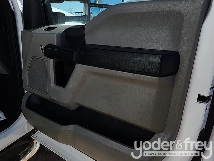 2019-ford-f450-image-17