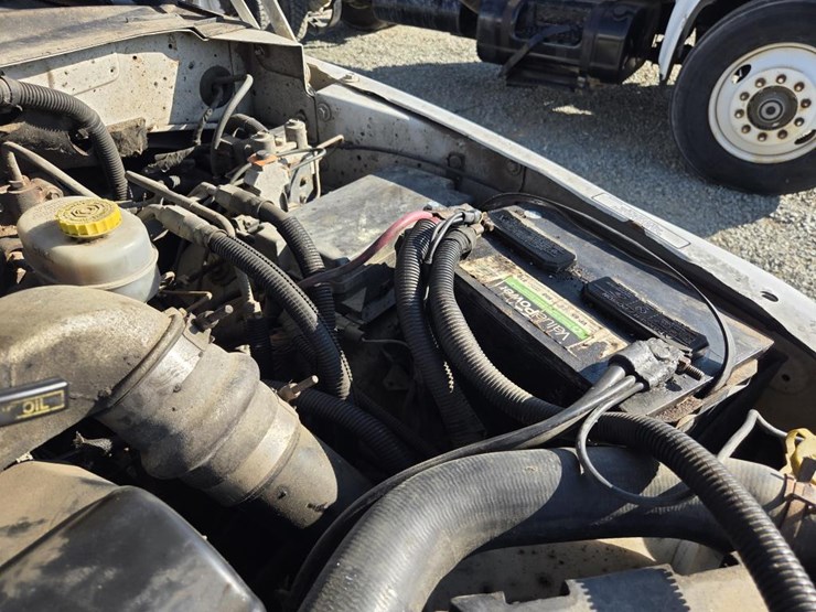 2000-dodge-2500-image-34
