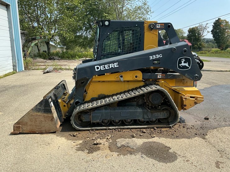 2020-deere-333g-image-2