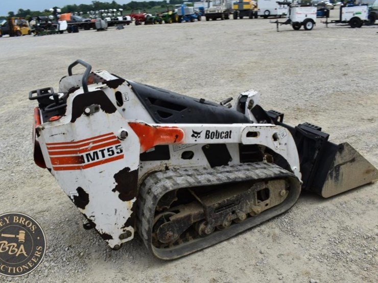 2005-bobcat-mt55-image-16