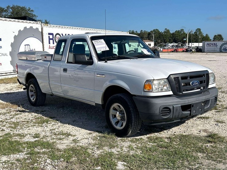 2011-ford-ranger-image-2
