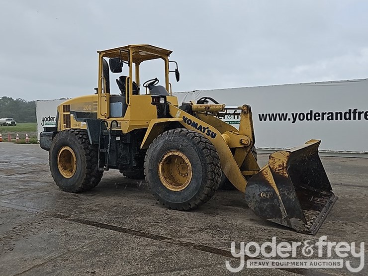 2005-komatsu-wa200-5-image-7