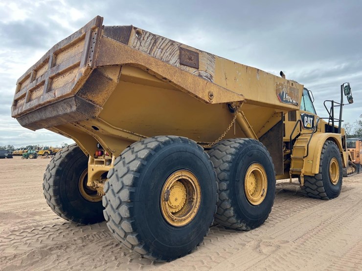 caterpillar-740b-image-4
