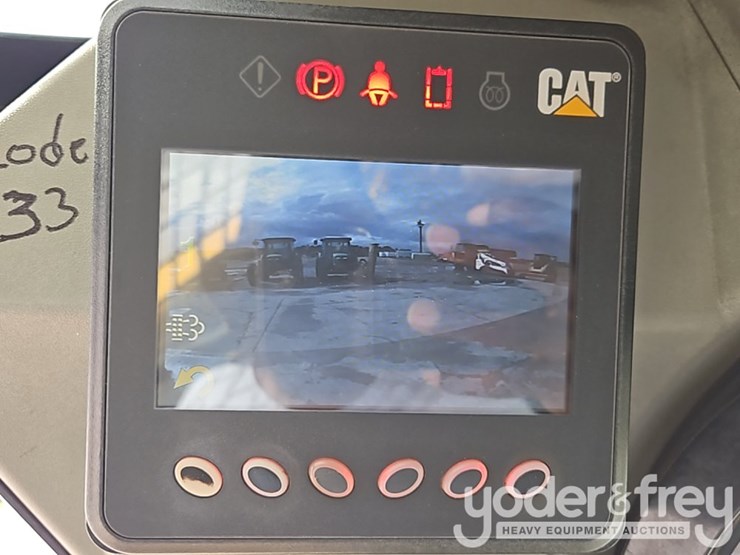 2022-caterpillar-289d3-image-31