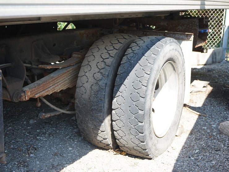 2008-dodge-ram-5500-image-19