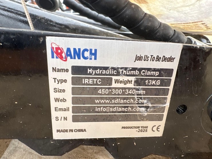 unused-iranch-hyd-excavator-thumb-clamp-image-2