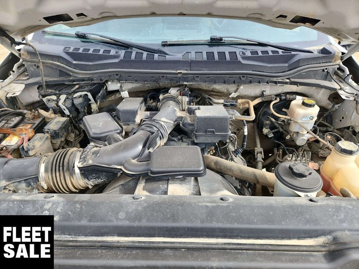 2021-ford-f350-image-27