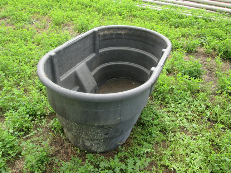 #5063-•-rubbermaid-water-tank-image-3