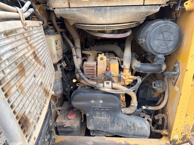 2016-caterpillar-289d-image-18