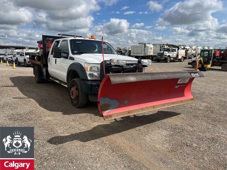 2013-ford-f550-image-21