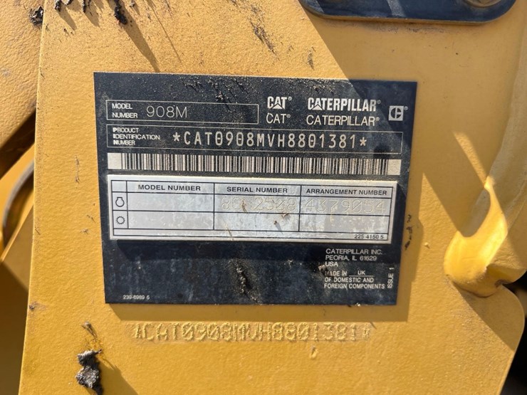 2017-caterpillar-908m-image-17