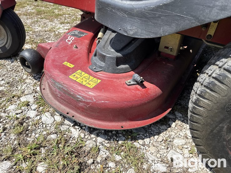 toro-ss-5000-zero-turn-lawn-mower-image-12