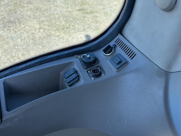 2016-john-deere-9620rx-image-91