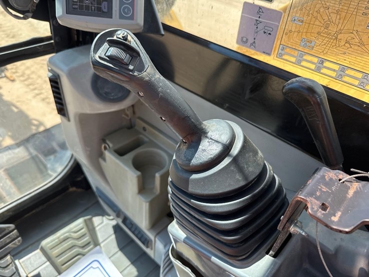 2014-caterpillar-308e2-cr-image-37