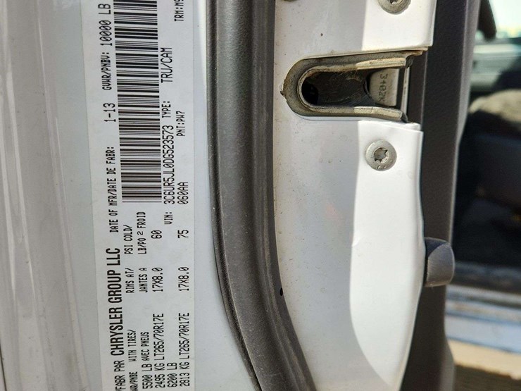 2013-ram-2500-slt-image-9