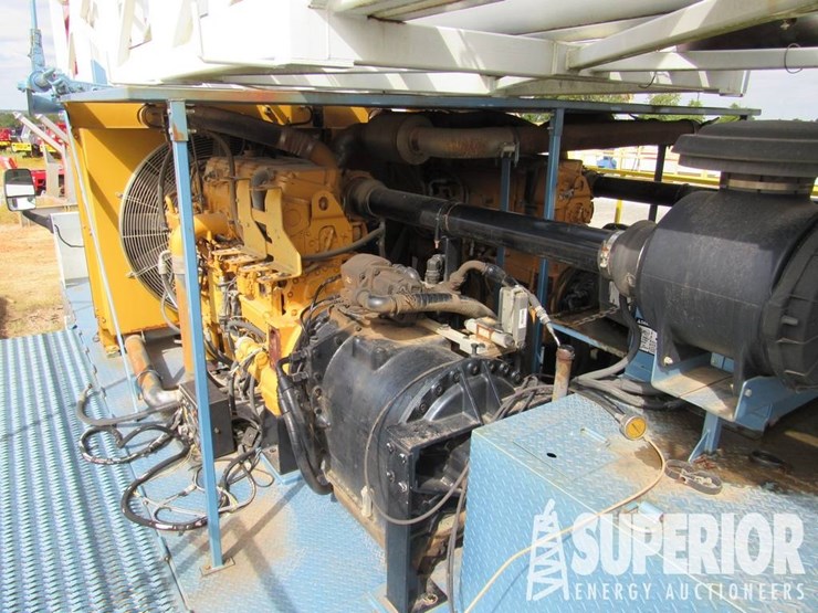 2011-caterpillar-c15-image-6