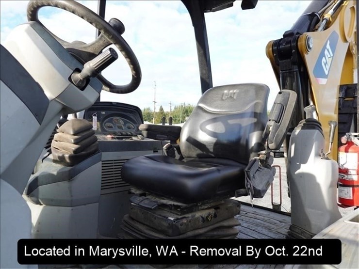 2014-caterpillar-420f-image-23