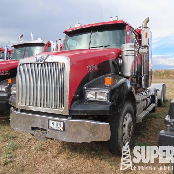 2013 WESTERN STAR 4900