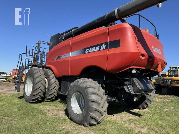2004-case-ih-8010-image-21