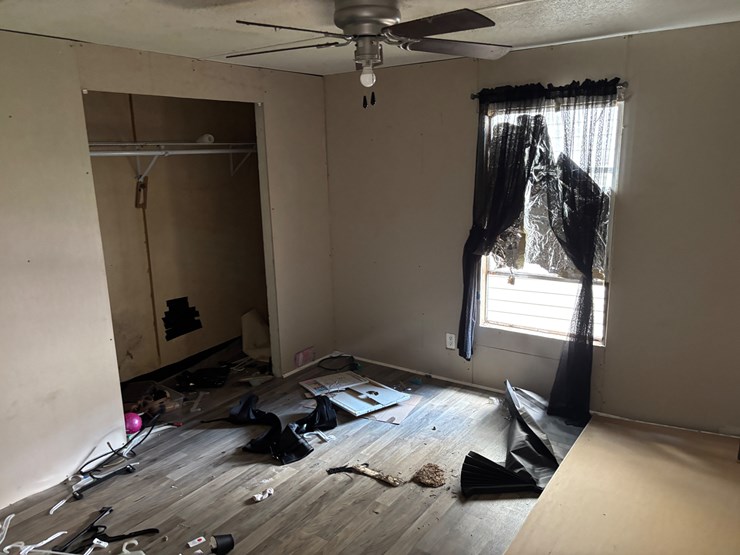 #208-•-mobile-home-image-19