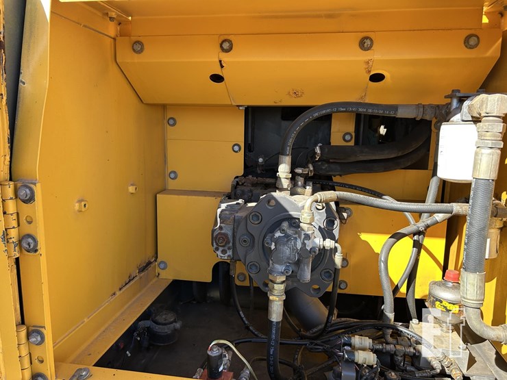 2004-volvo-ec210c-lc-image-44