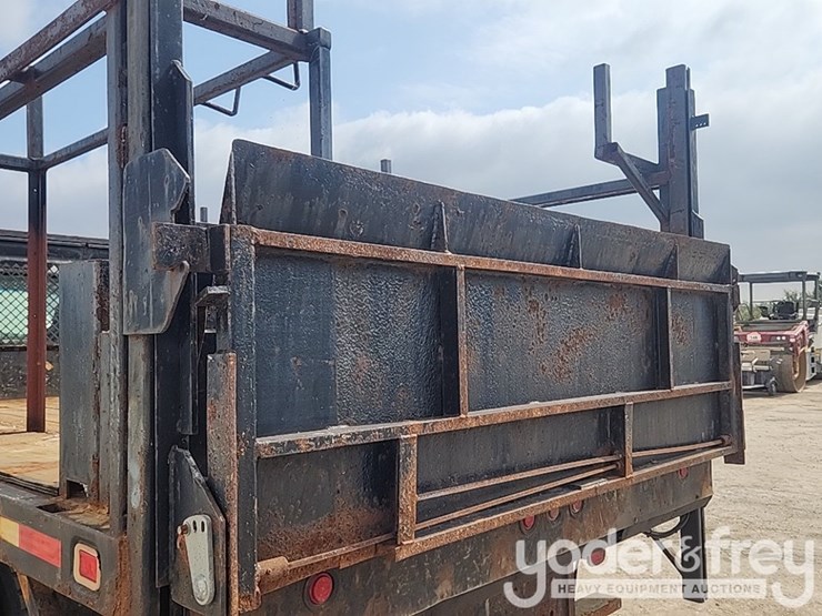 2005-ford-f450-image-22