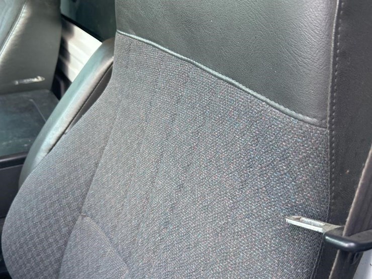 2009-gmc-topkick-c5500-image-65