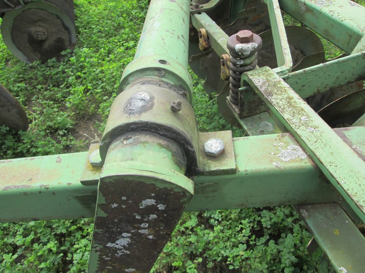 john-deere-15-image-11