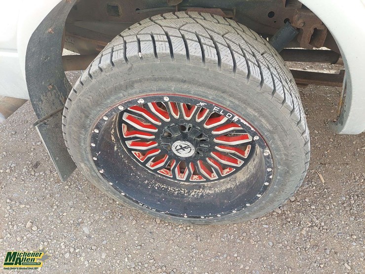 2011-ford-f150-image-24