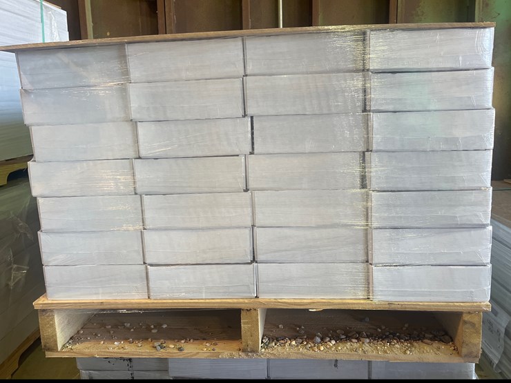 #620-•-approx.-589.12-sq-ft-|-aged-grey-oak-color-flooring-image-3
